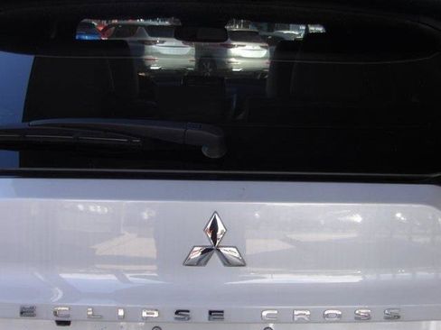 New 2025 Mitsubishi Eclipse Cross SEL image 8