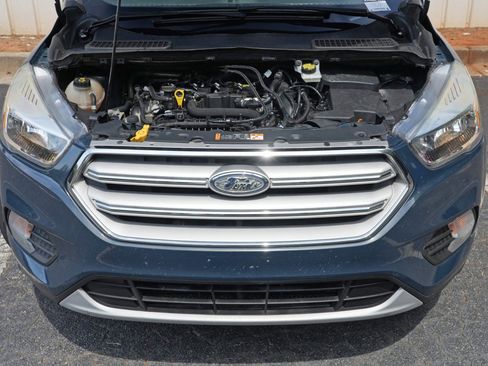 Used 2019 Ford Escape SE FWD image 7