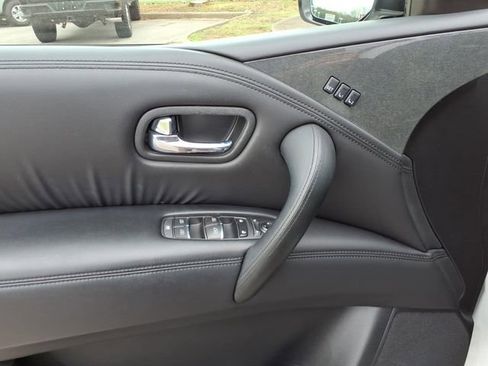 Used 2021 Nissan Armada SL w/ Midnight Edition Package image 3