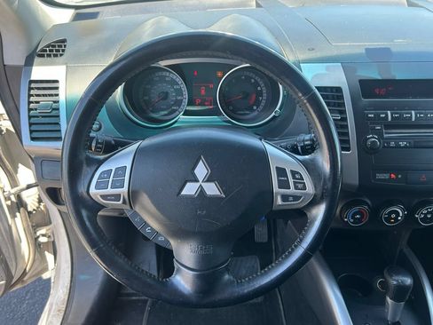 Used 2007 Mitsubishi Outlander ES FWD image 17