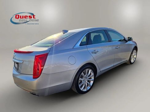 Used 2017 Cadillac XTS Luxury FWD image 2