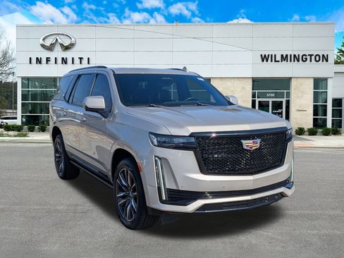 Used 2021 Cadillac Escalade Sport Platinum w/ Heavy-Duty Trailer Package image 1