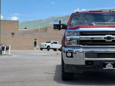 Used 2018 Chevrolet Silverado 2500 LTZ w/ Duramax Plus Package AWD/4WD image 15