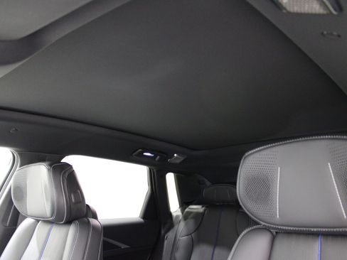 New 2026 Cadillac Lyriq V image 28