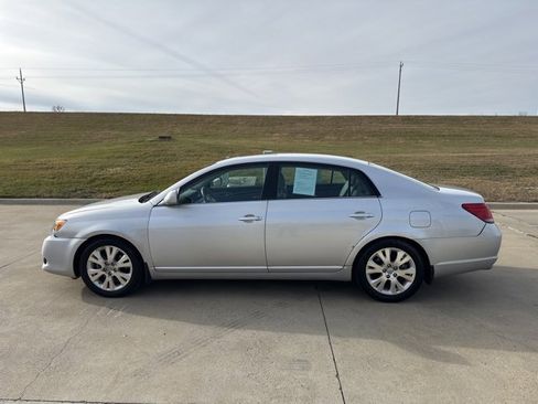 Used 2008 Toyota Avalon XL image 6