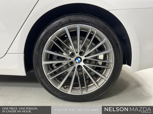 Used 2018 BMW 530i xDrive AWD/4WD image 10