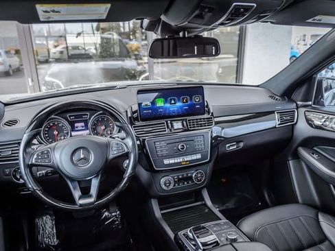 Used 2018 Mercedes-Benz GLS 450 4MATIC w/ Premium Package image 22