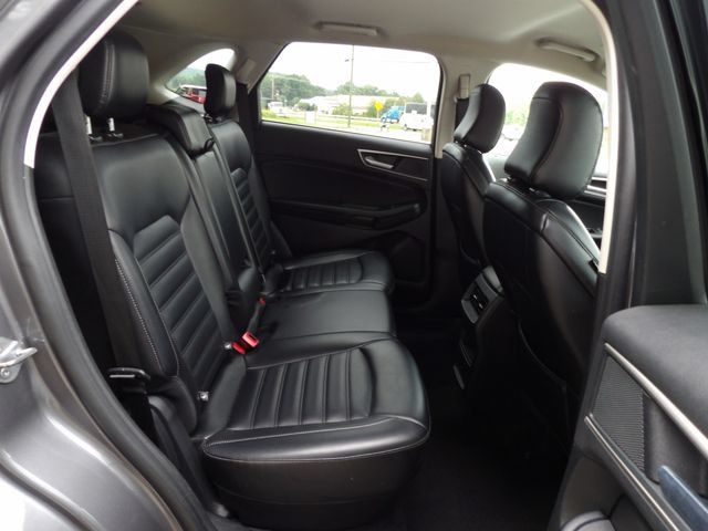 Used 2024 Ford Edge SEL AWD/4WD image 13