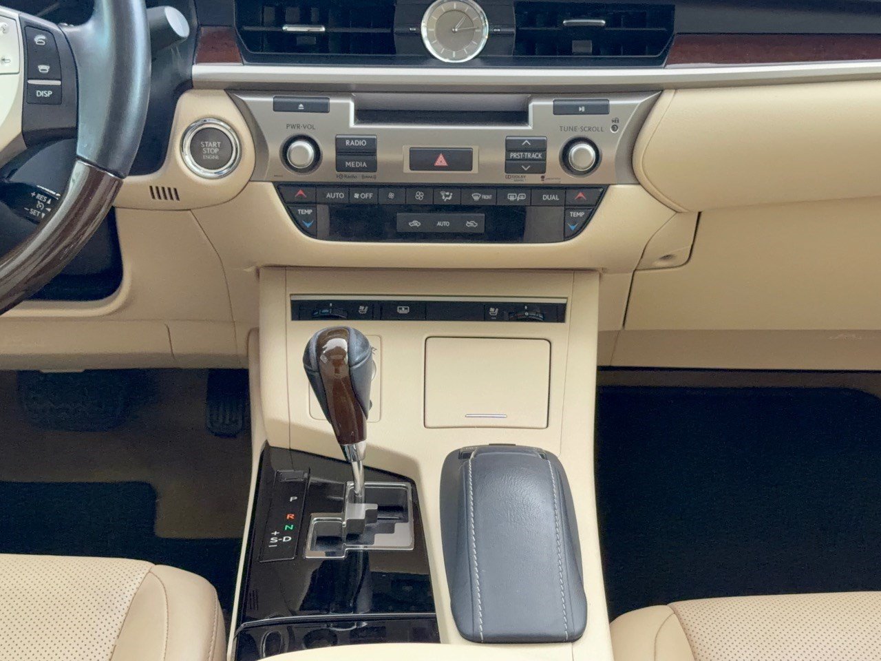 Used 2014 Lexus ES 350 w/ Luxury Package FWD image 22