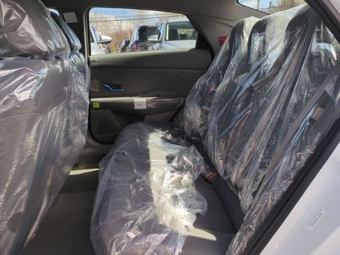 New 2026 Hyundai Elantra SE FWD image 22