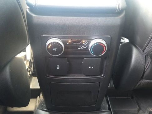 Used 2024 Ford Explorer XLT w/ Equipment Group 202A AWD/4WD image 19