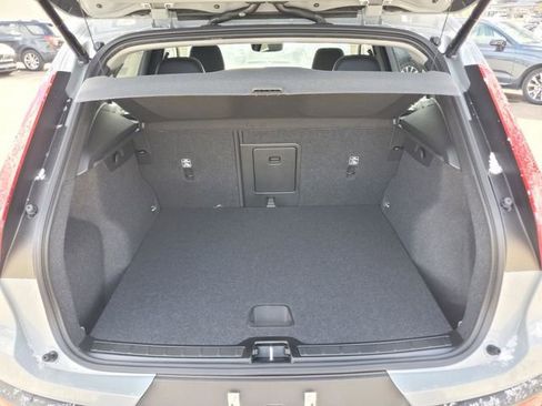 New 2026 Volvo XC40 B5 Core w/ Protection Package Premier image 33