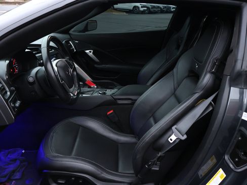 Used 2018 Chevrolet Corvette Grand Sport image 13