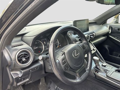 Used 2022 Lexus IS 300 AWD w/ Premium Package image 10