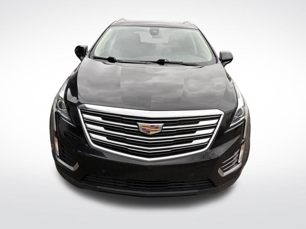 Used 2017 Cadillac XT5 Luxury w/ Driver Awareness Package AWD/4WD image 2