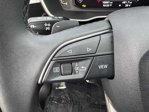 Used 2024 Audi Q3 2.0T Premium image 23