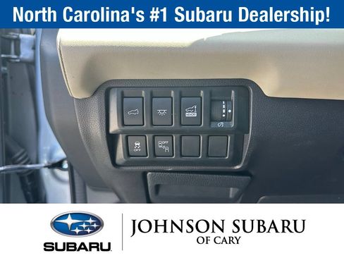 Used 2020 Subaru Ascent Limited w/ Popular Package #2 AWD/4WD image 16