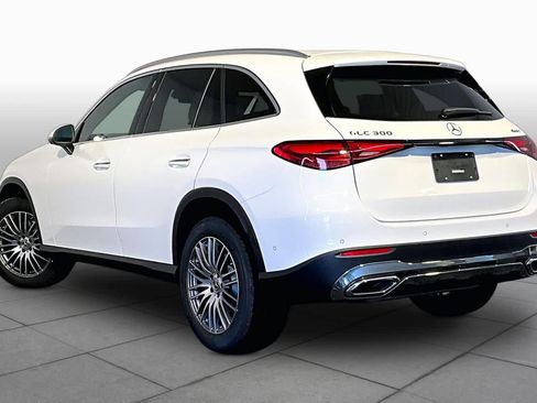 New 2026 Mercedes-Benz GLC 300 4MATIC image 3
