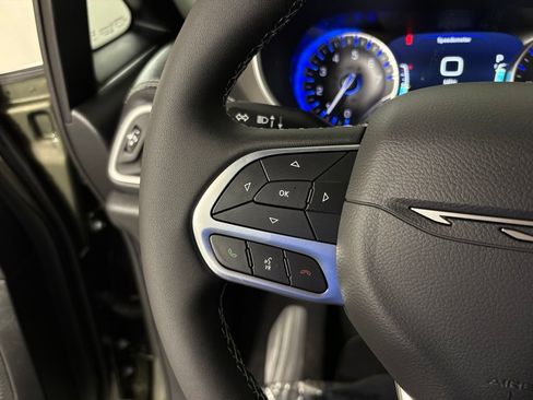 New 2027 Chrysler Pacifica Select FWD image 20