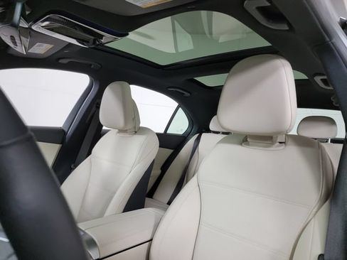 Used 2022 Mercedes-Benz C 300 4MATIC Sedan image 15