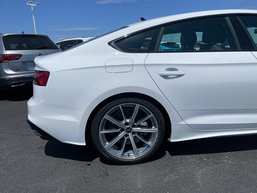 Used 2025 Audi A5 2.0T Premium Plus AWD/4WD image 32