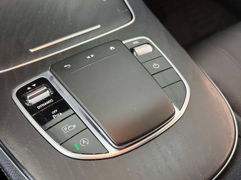 Used 2023 Mercedes-Benz E 350 4MATIC Sedan image 31