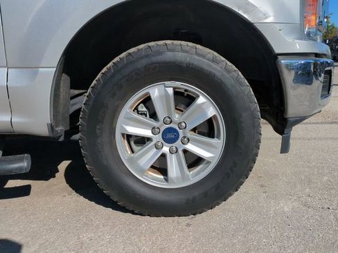 Used 2018 Ford F150 XLT image 11