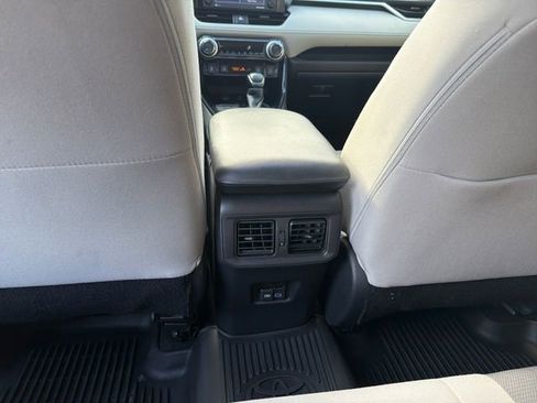 Used 2022 Toyota RAV4 XLE w/ Convenience Package image 20