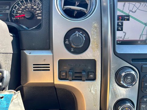 Used 2014 Ford F150 FX4 w/ Equipment Group 402A Luxury AWD/4WD image 21