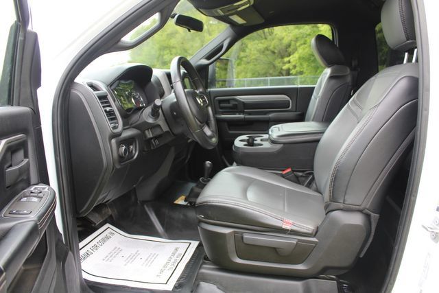 Used 2023 RAM 3500 Tradesman AWD/4WD image 16