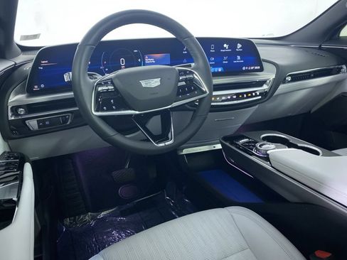 Certified 2024 Cadillac Lyriq Sport AWD/4WD image 2
