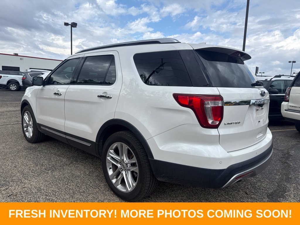 Used 2017 Ford Explorer Limited FWD image 4
