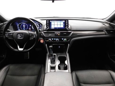 Used 2018 Honda Accord Sport image 17