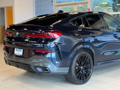 Used 2021 BMW X6 xDrive40i w/ M Sport Package AWD/4WD image 11