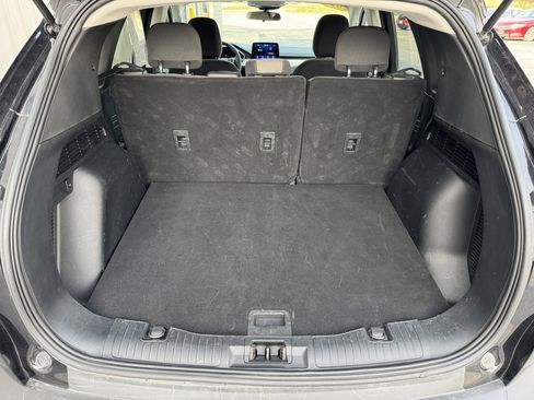 Used 2022 Ford Escape SE w/ Cold Weather Package image 30