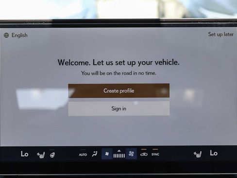 New 2026 Lexus ES 350e FWD image 17