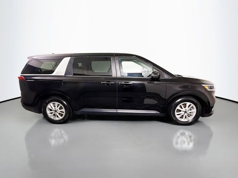 Used 2023 Kia Carnival LX FWD image 11