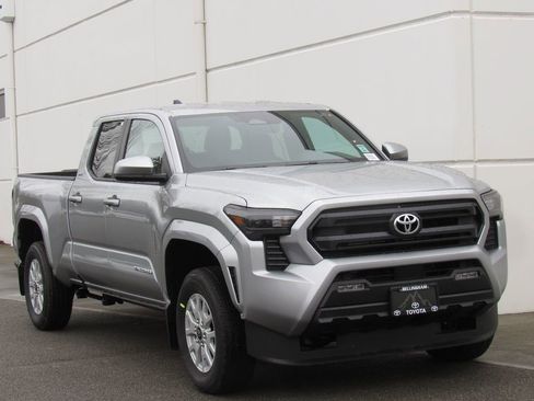 New 2026 Toyota Tacoma SR5 AWD/4WD image 2