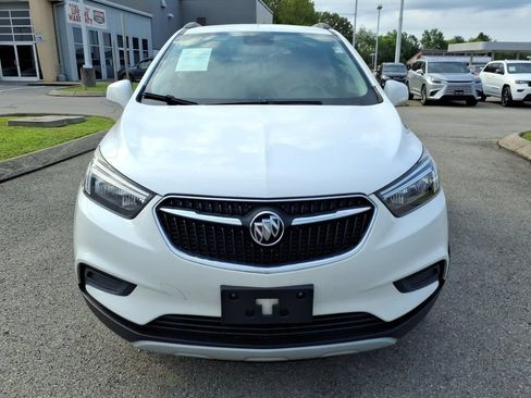 Used 2021 Buick Encore Preferred AWD/4WD image 21