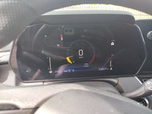 Used 2025 Chevrolet TrailBlazer LT AWD/4WD image 3