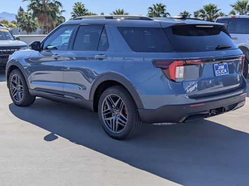 New 2026 Ford Explorer ST-Line RWD image 4