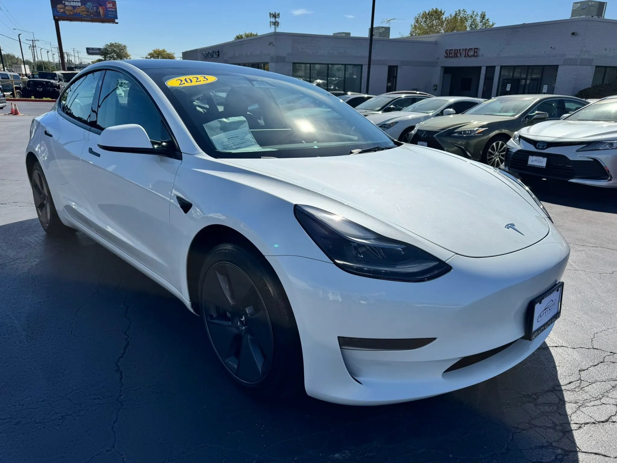 Used 2023 Tesla Model 3 Standard Range RWD image 6
