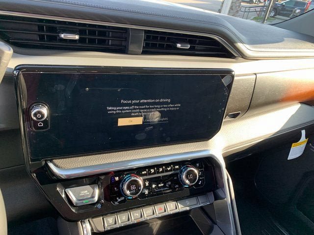 New 2026 GMC Sierra 2500 Denali w/ Technology Package AWD/4WD image 22