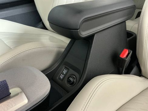 Certified 2025 MINI Cooper S FWD image 13