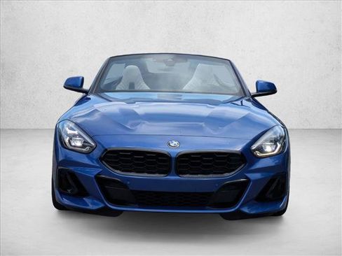 Used 2024 BMW Z4 M40i w/ Premium Package RWD image 2