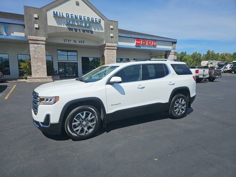 Used 2023 GMC Acadia SLE image 2