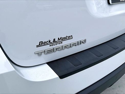 Used 2015 GMC Terrain SLE image 27