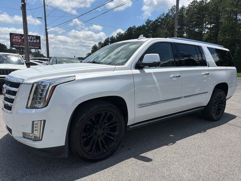 Used 2017 Cadillac Escalade ESV Premium Luxury AWD/4WD image 1