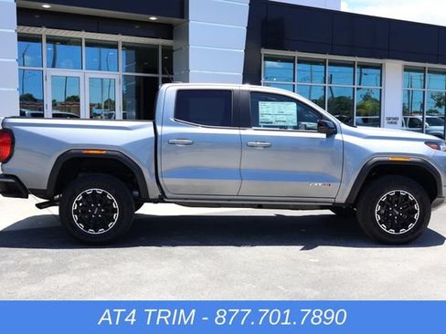 New 2026 GMC Canyon AT4 AWD/4WD image 10