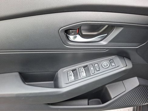 Certified 2023 Honda Accord LX image 12